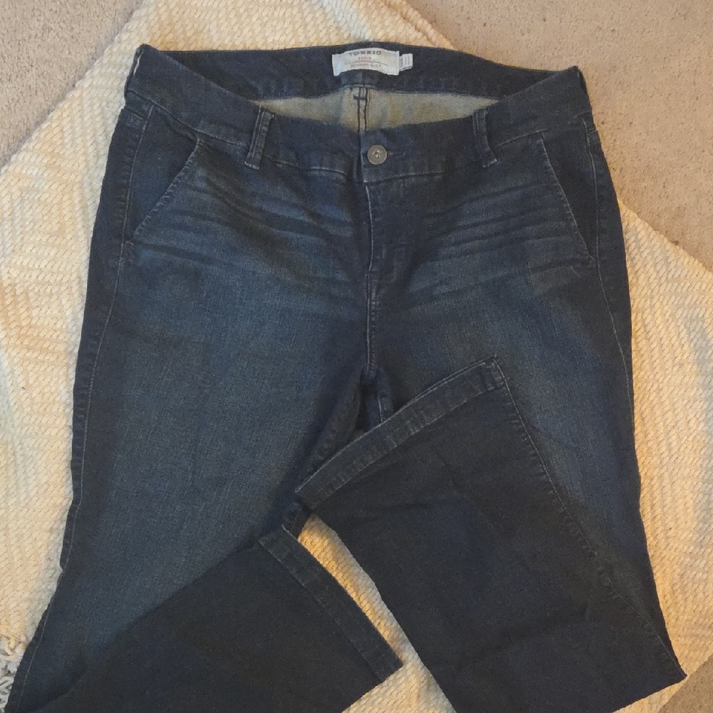 Torrid 16W Dark Wash Bootcut Jeans